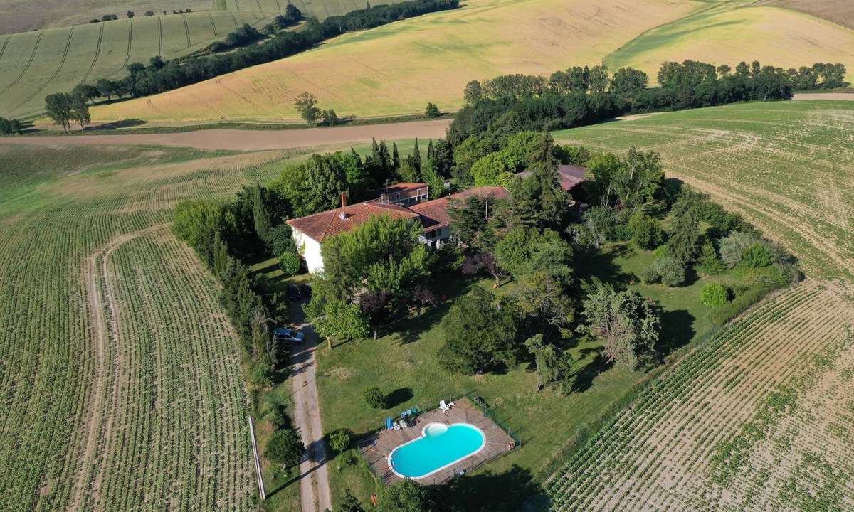 Cintegabelle House | Parc Avec Piscine - 7 Chambres - Maison 15 Personnes sur Coteaux du Lauragais -