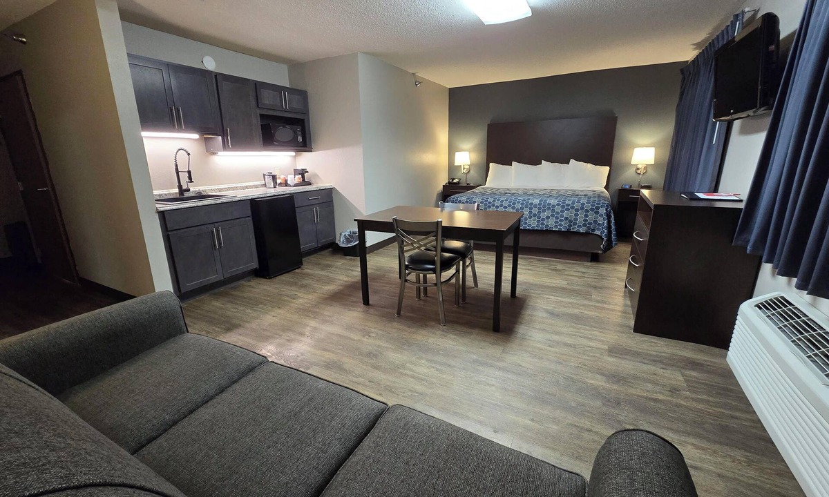 Ortonville Hotel | Park Inn by Radisson