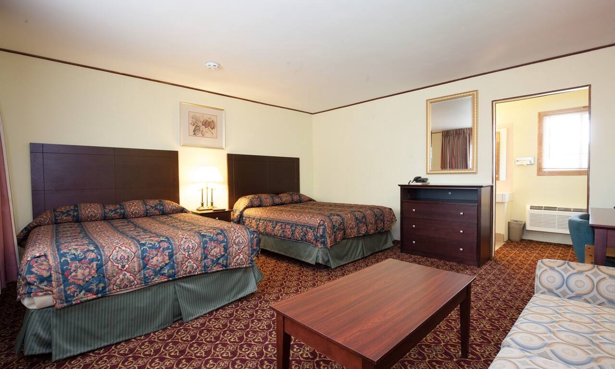 Marshfield Hotel | Park Motel