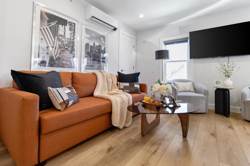 Ward Two Apartment | Parking 3BR2Bth Cambridge Boston W&D Subway AC