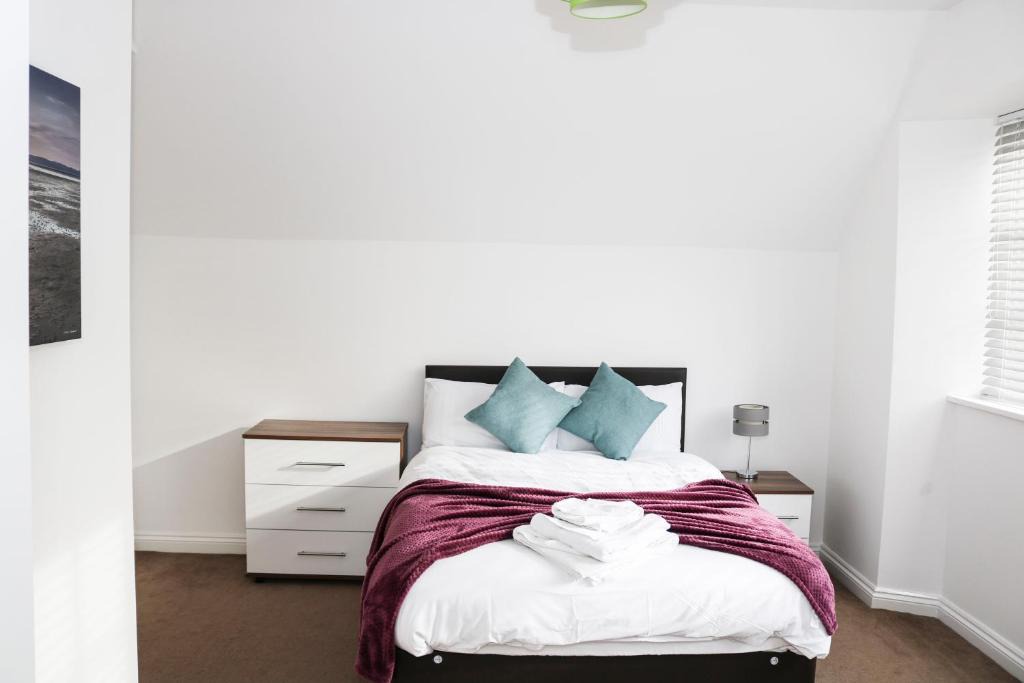 Hull Apartment | Parks Nest 6