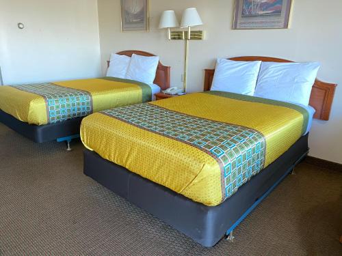 Corning Hotel | Parkview Motel