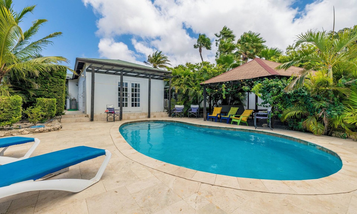 Cunucu Abao Villa | Parrot Villa - Stunning vacation home near Eagle Beach