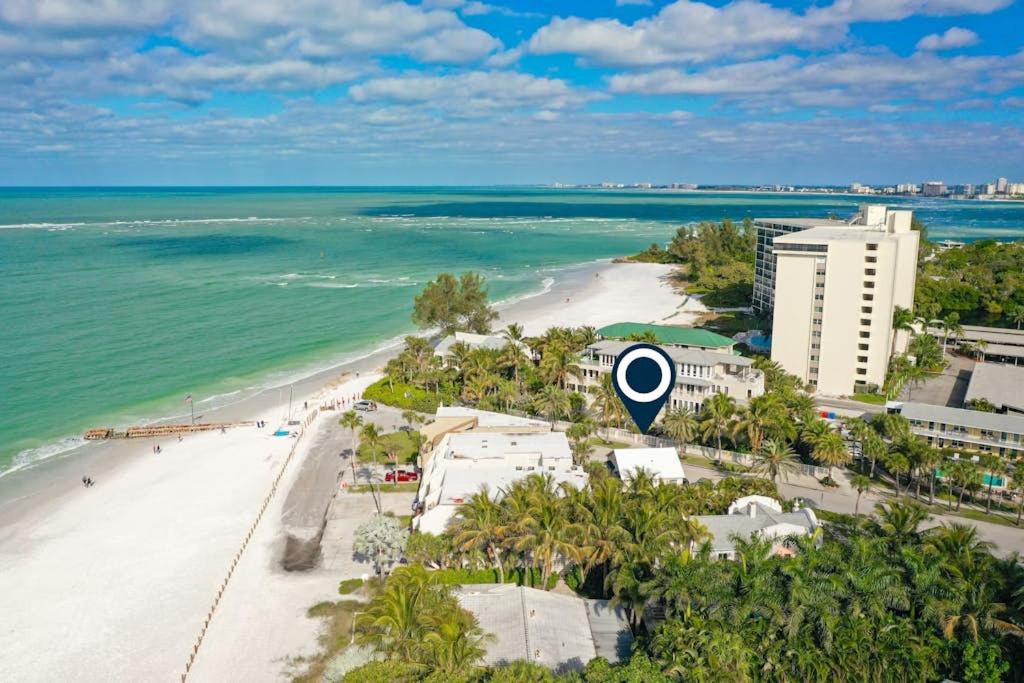 Siesta Key Village Apartment | Parrot Beach Cottages Suite #1