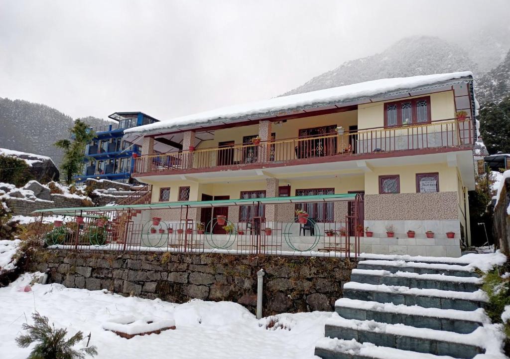 Bhagsu Nag Bed & Breakfast | Parvati house Dharamkot (McLeod Ganj)