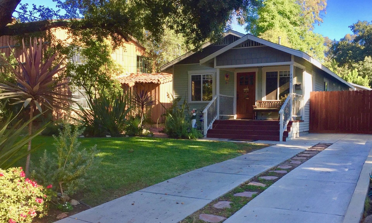 North Central House | PASADENA ROSEBOWL Perfect 2Bed/2Bath Craftsman Home "THE BEST AREA!"