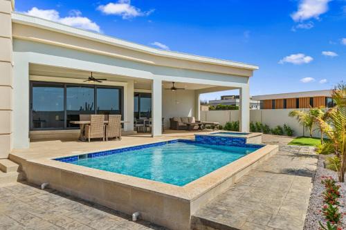 Arashi House | Paseo de Playa 16