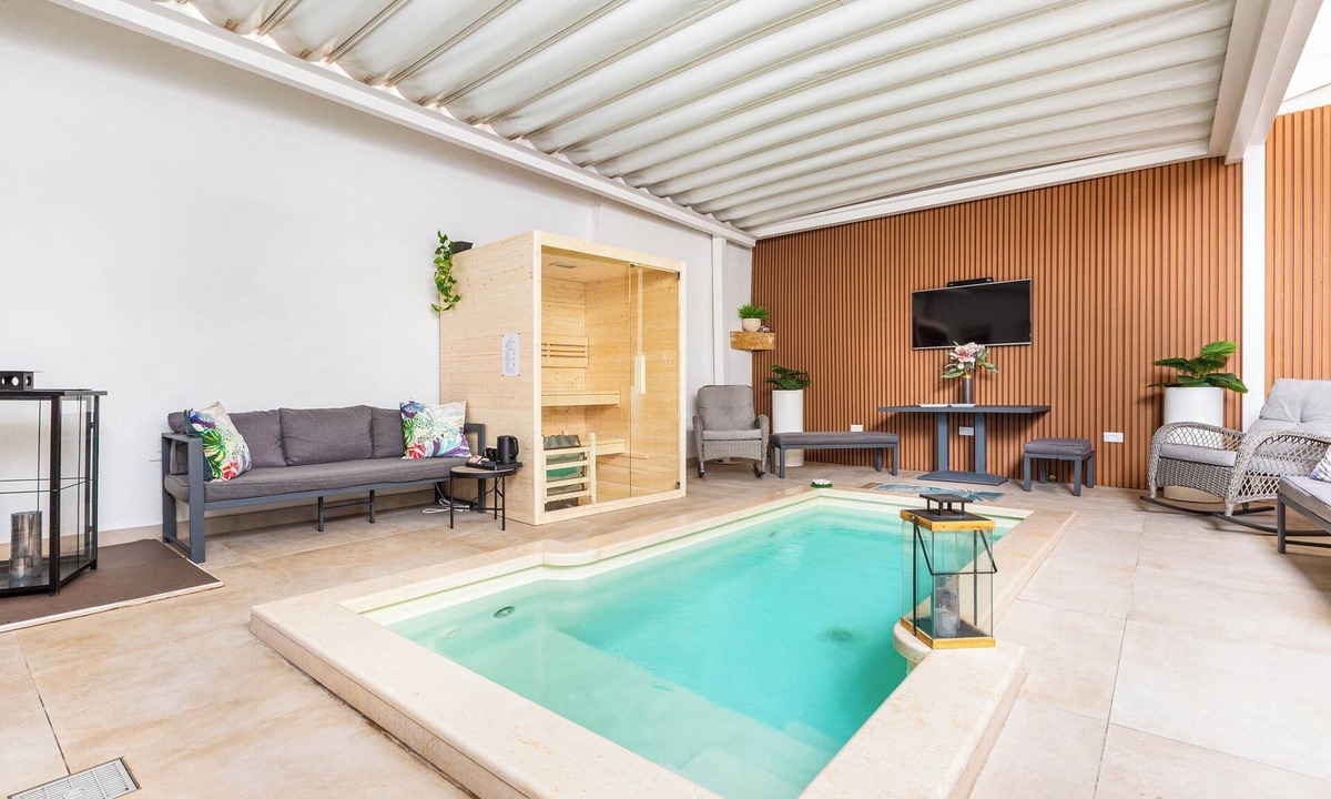 Squinzano House | Pasitea Luxury Suite by BarbarHouse