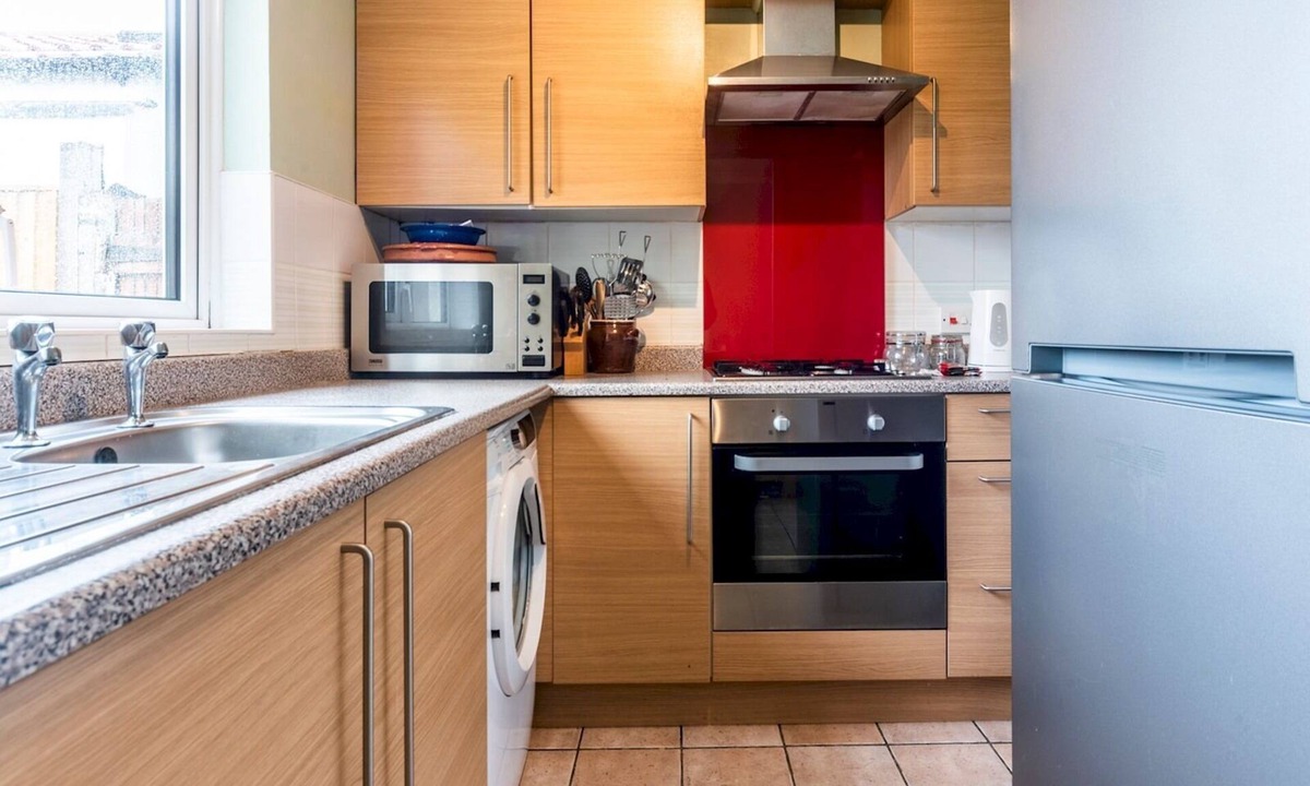 Richmond-upon-Thames House | Pass the Keys | Comfortable 2bedroom home with free parking