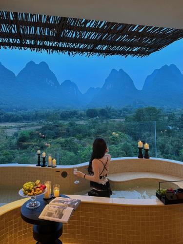 Yangshuo Hotel | PastForward Deer Luxury Maison & Café at Yulong River - Where past meets present, with deers by Karst view - Infinity pool & Rooftop Terrace - Complimentary Pick-up for Stays of 3 Nights