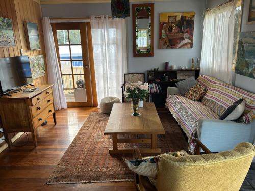 Patchs Beach Apartment | Patchs Beach Shack