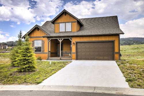 Silvercreek House | Patio, Fire Pit, & Ski Mountain View: Granby Home