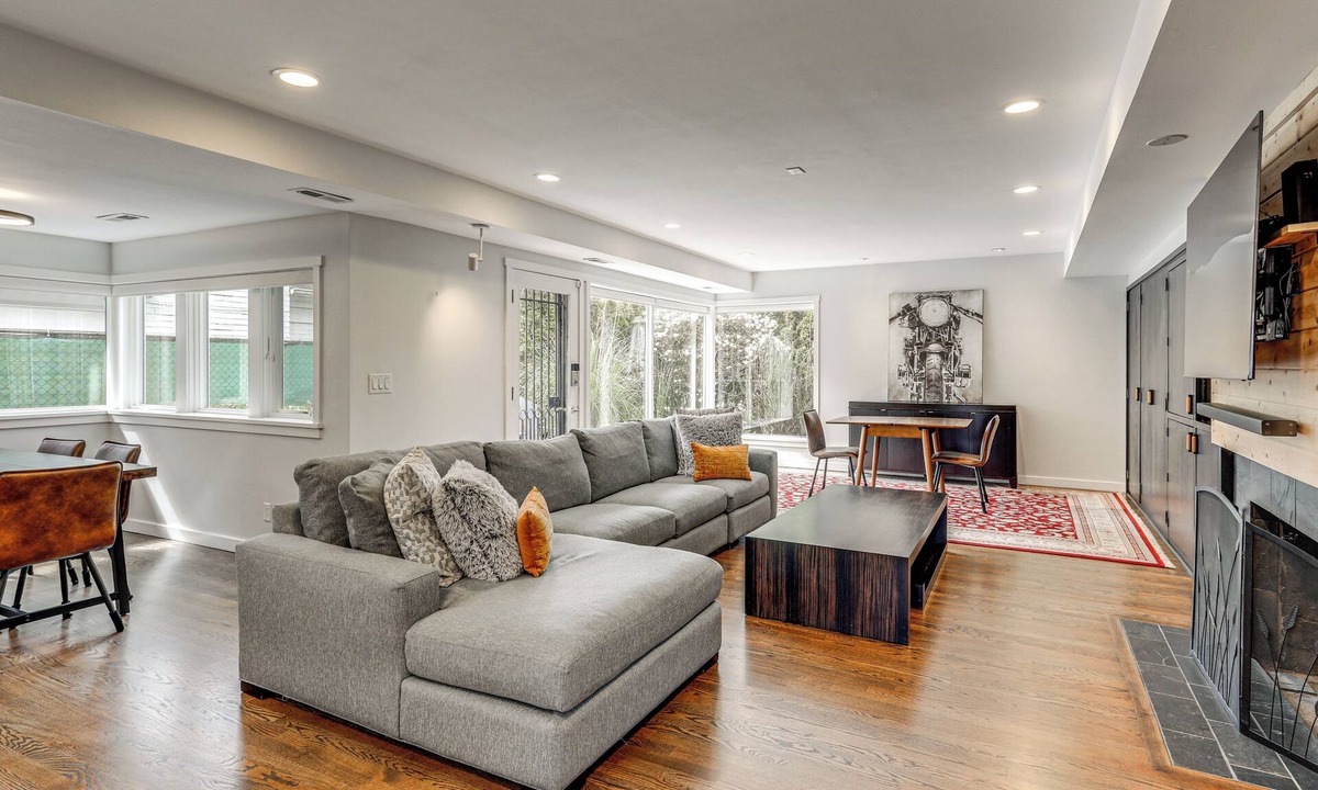Broadway House | Patio, Modern Broadway Luxury: 4 Mi to Lumen Field