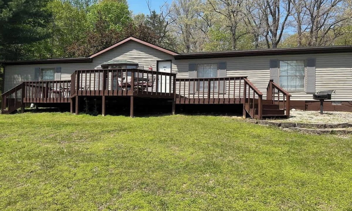 Eckerty House | Patoka Lake Family Style Home #18 at Patoka 4 Seasons Resort