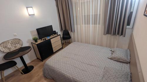 Idron Apartment | Pau'Ze
