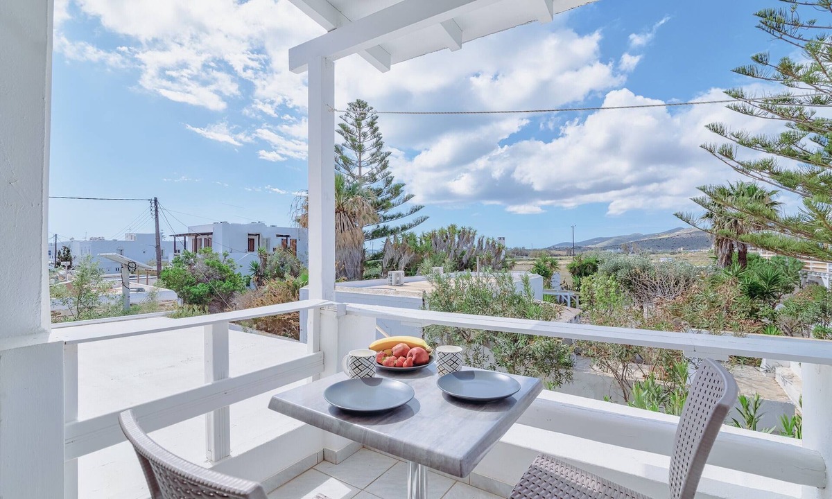 Antiparos Hotel | Pavlos Place