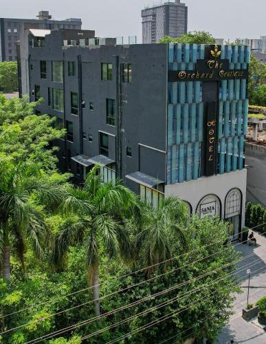 Gulberg Apartment | Pay & Stay