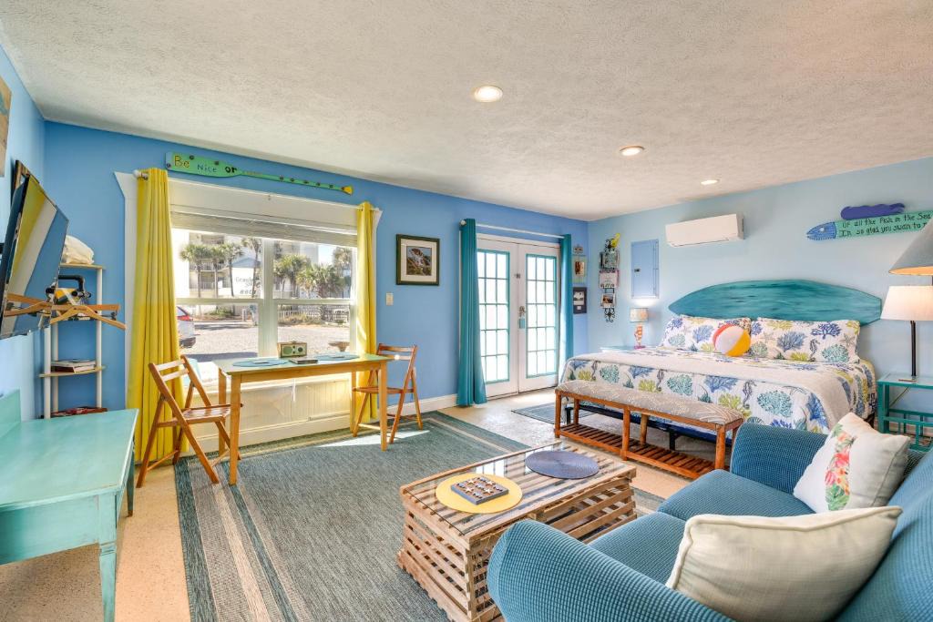 Bel Air Apartment | PCB Studio w/Private Patio: Steps to Beach!