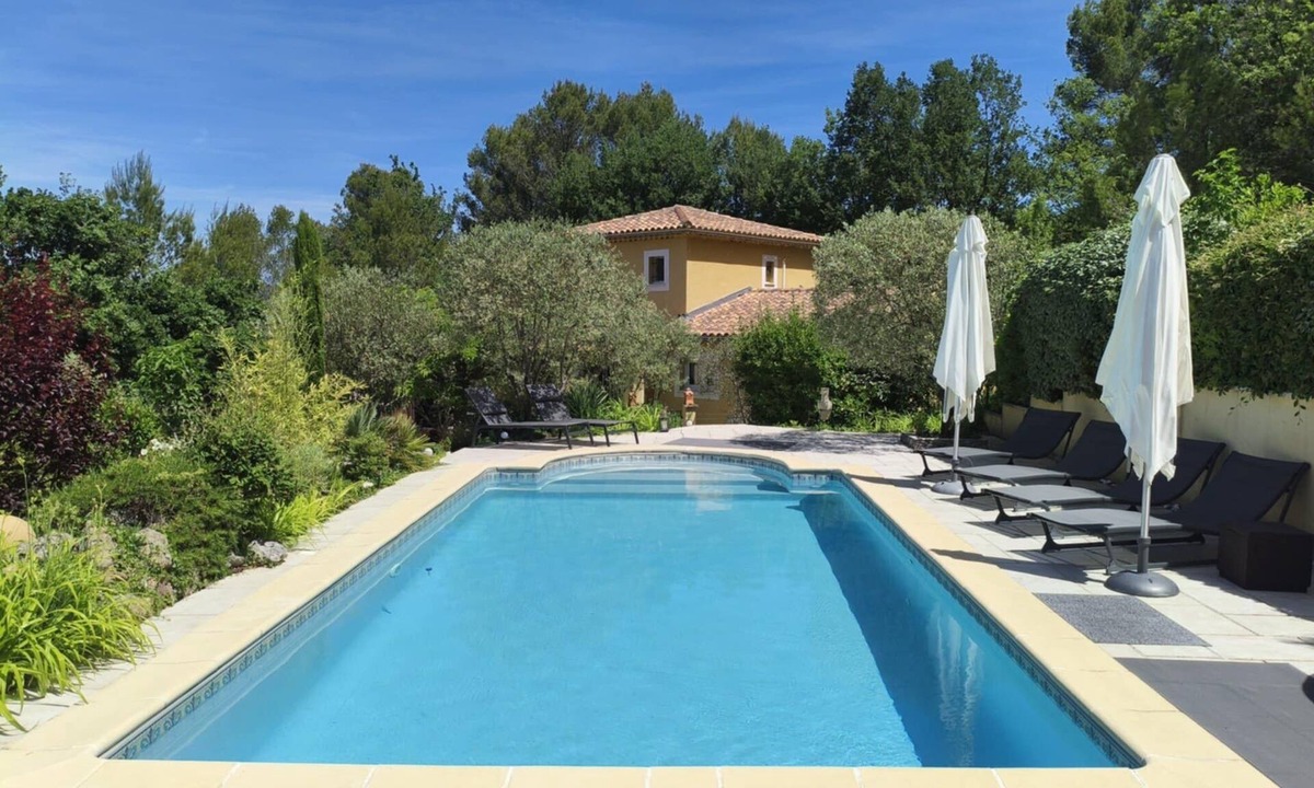 Saint-Marcellin-les-Vaison Villa | Peaceful villa with private pool 5 minutes from Vaison la Romaine