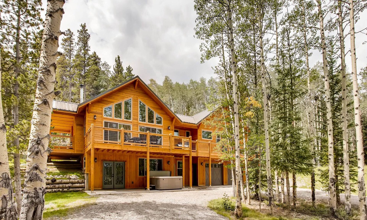 Fairplay House | Peace, Tranquility and Wildlife-6 Acres-Backs to Nat'l Forest