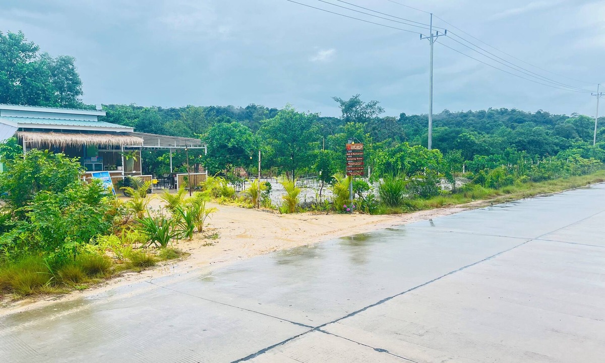 Koh Rong RV Rental | Peaceful 1-bedroom campground in Preah Sihanouk