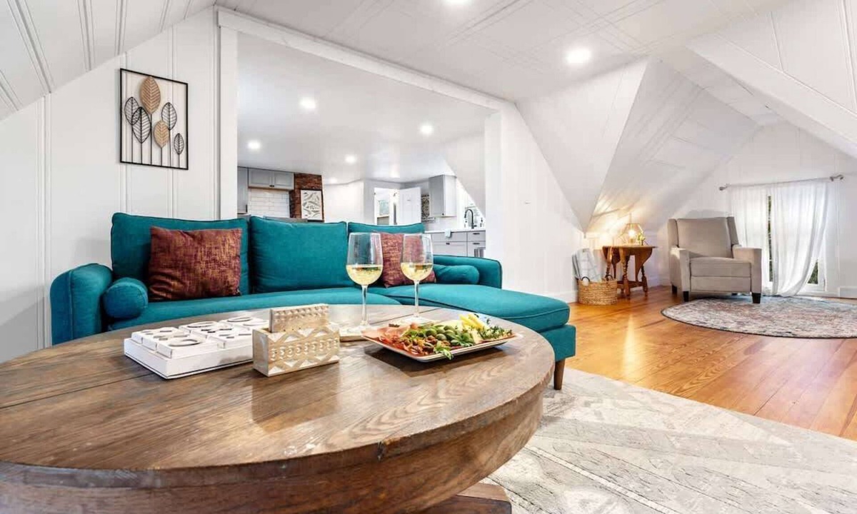 Westbrook Apartment | Peaceful 1BR | Reading Nook | Near Portland