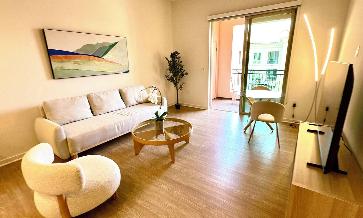 Lake Forest Apartment | Peaceful 1BR Retreat w/Courtyard View in Irvine