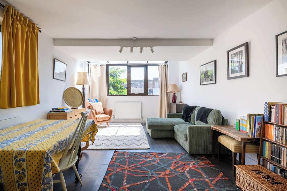 South Hampstead Apartment | Peaceful 2BDR Escape Near Primrose Hill