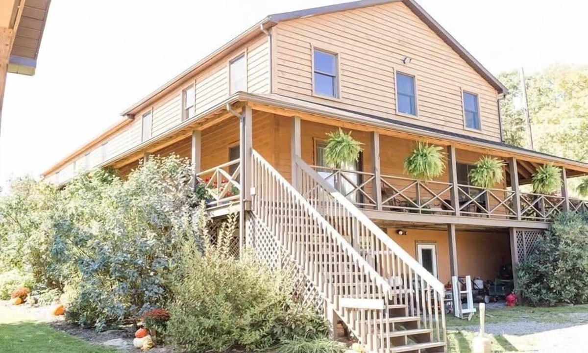 Benton Cabin | Peaceful 5-bed 3-bath retreat minutes from Ricketts Glen State Park