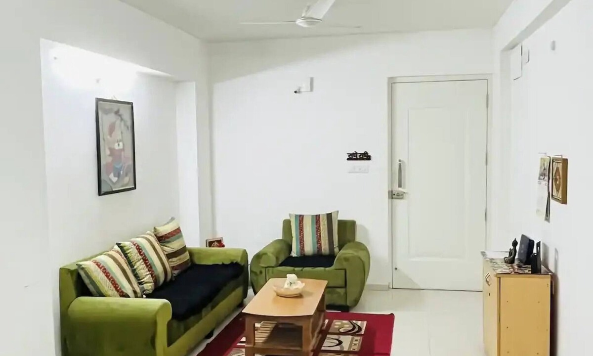 Bicholi Mardana Apartment | Peaceful and spacious stay with your closed ones