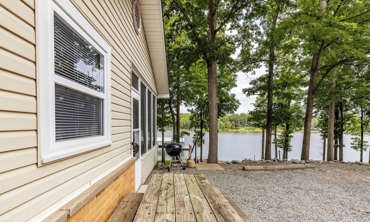 Benton Cabin | Peaceful Cabin on Kentucky Lake