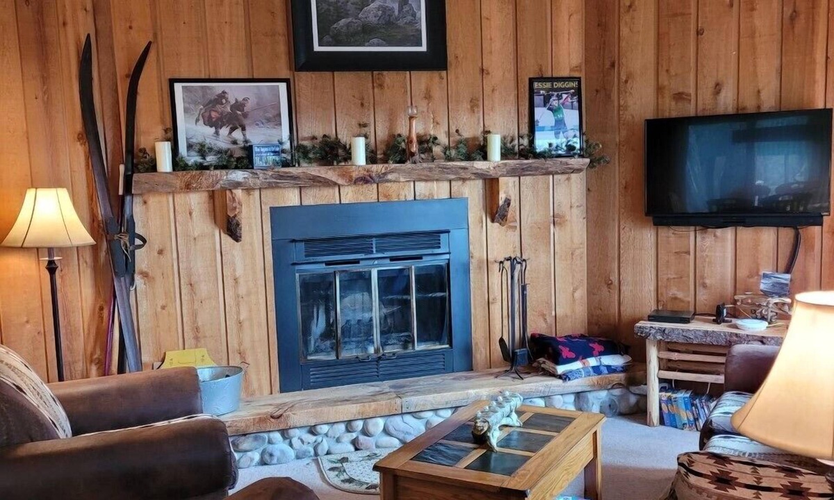 Cable House | Peaceful Cavalier #3 Townhouse near Lake Owen Winter Price Drop!
