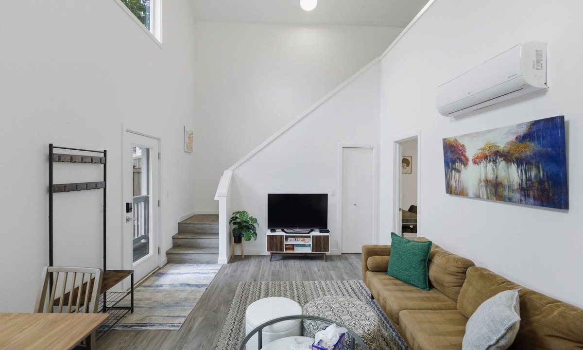 Central District House | Peaceful Central District Retreat 3 bdrm, patio