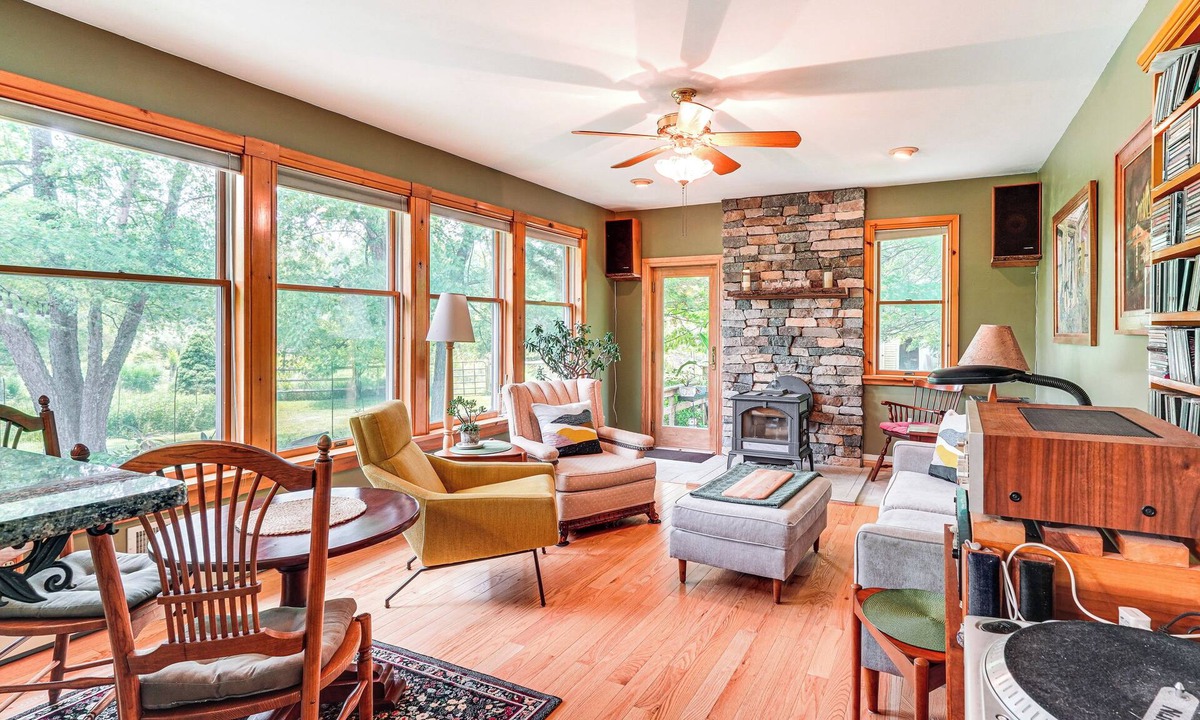 Baptistown Cottage | Peaceful Country Retreat: Private & Convenient