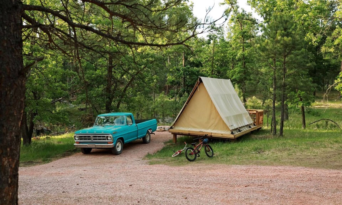 Hermosa Cabin | Peaceful Forest Glamping Retreat Near the Black Hills, Hermosa, South Dakota