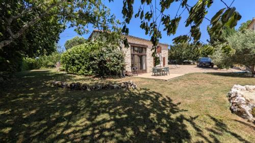 Loubezs-Bernac House | Peaceful Gite Nr Eymet With Private Pool and Views