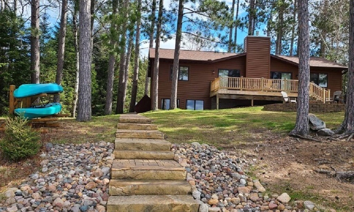 St Germain House | Peaceful Hideaway - Found Lake - St Germain