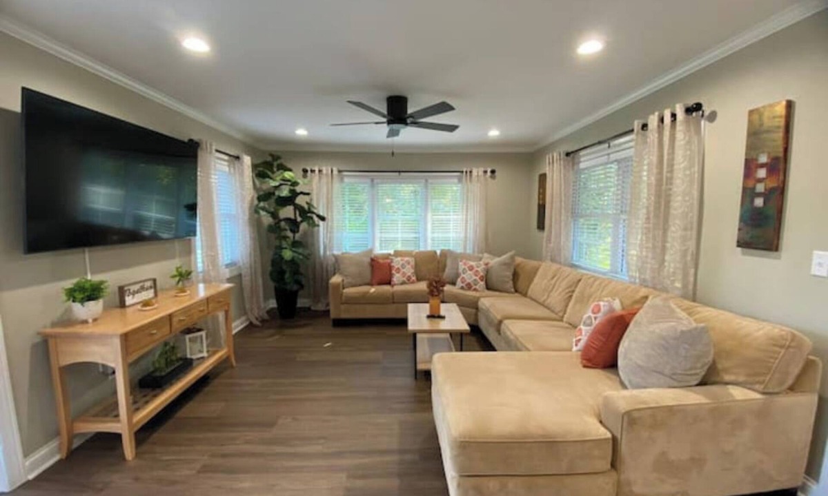 Howland Corners House | Peaceful Home