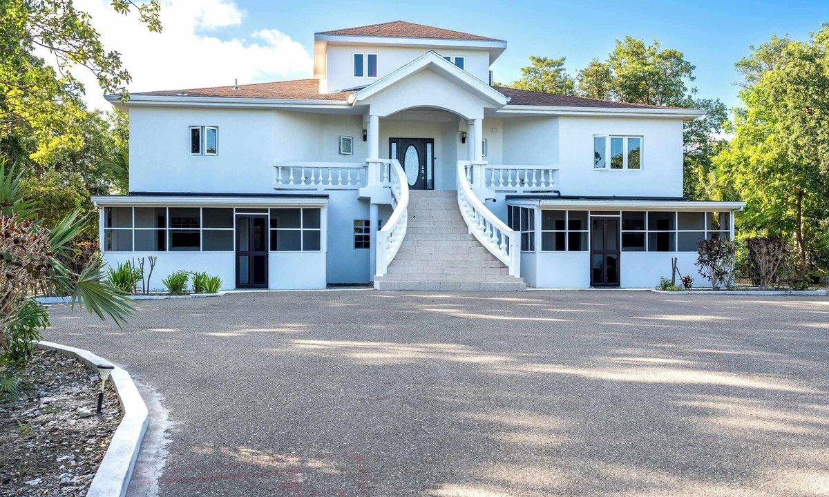 Leeward Settlement Apartment | Peaceful Island Retreat w/Private Patio + Parking
