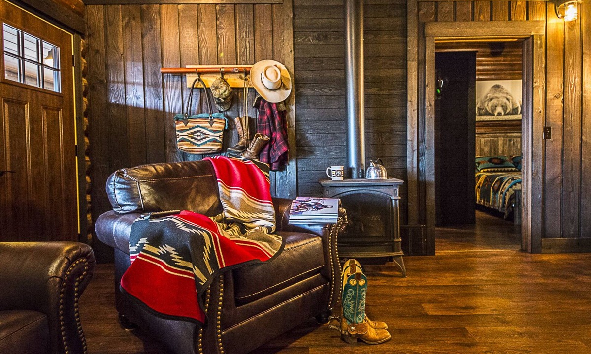 Jardine Cabin | Peaceful Luxury Mountain Cabin - Quiet Retreat Near Yellowstone