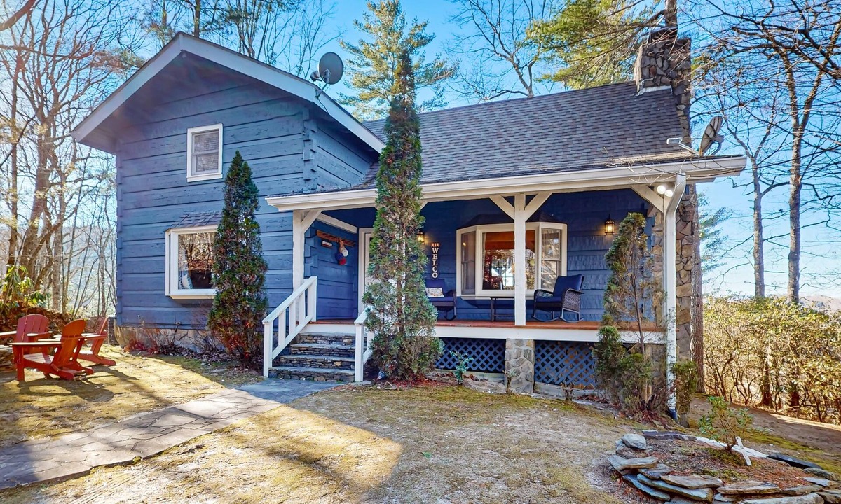 Sky Valley House | Peaceful retreat with stunning mountain views and modern amenities