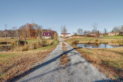 Russell Springs House | Peaceful Russell Springs Home w/Fire Pit & Pond!
