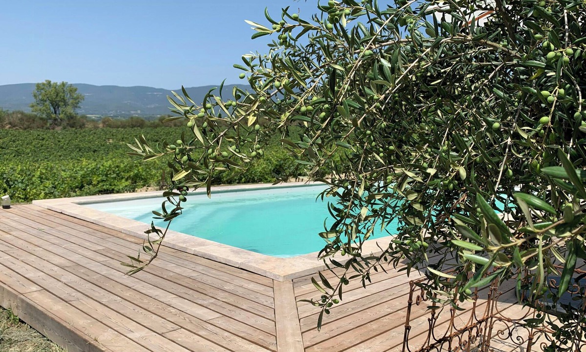 La Tour-d'Aigues House | Peaceful studio with private pool in Luberon