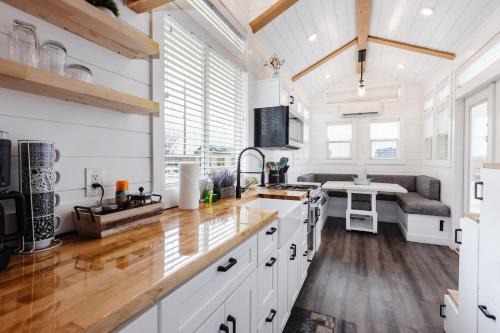 Apple Valley House | Peaceful Tiny Home