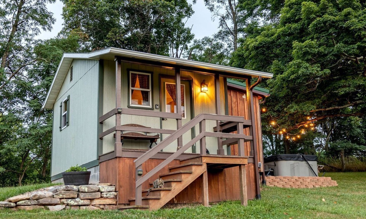 Seneca Rocks Cabin | Peaceful Tiny House in the Mountains near Seneca Rocks, West Virginia