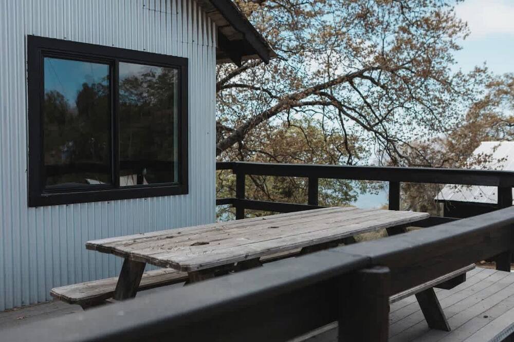 Dunlap Cabin | Peaceful Two Bedroom Cabin on Acres of Private and Secluded Land, Perfect for a Visit to Yosemite National Park