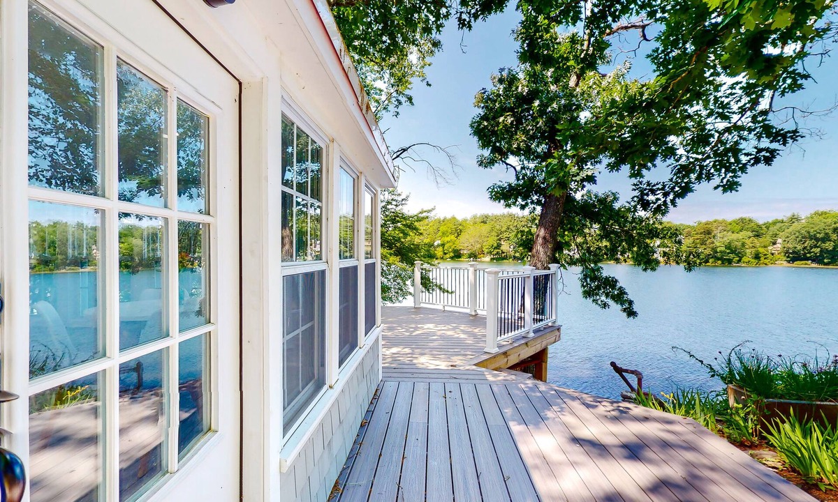 Plymouth Cottage | Peaceful waterfront cottage with furnished deck, beautiful view, firepit