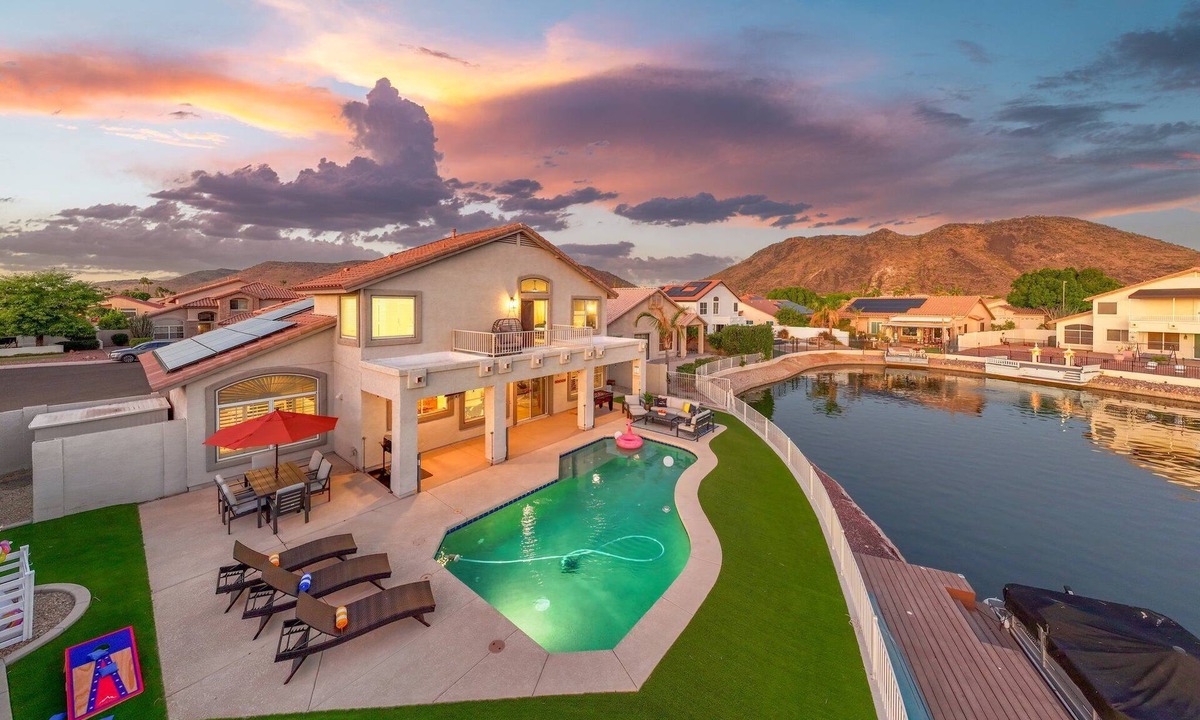 Arrowhead Lakes House | Peaceful Waterfront Retreat w/Heated & Chilling Pool option/4BR/3BA