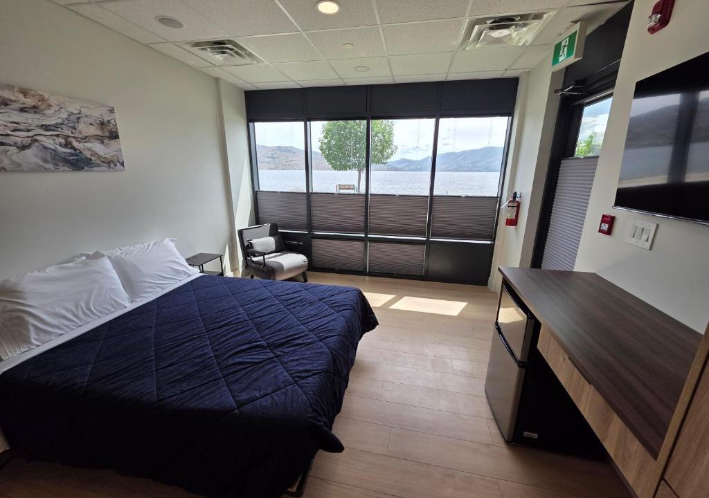 Central Okanagan Apartment | PeachView Studio 103