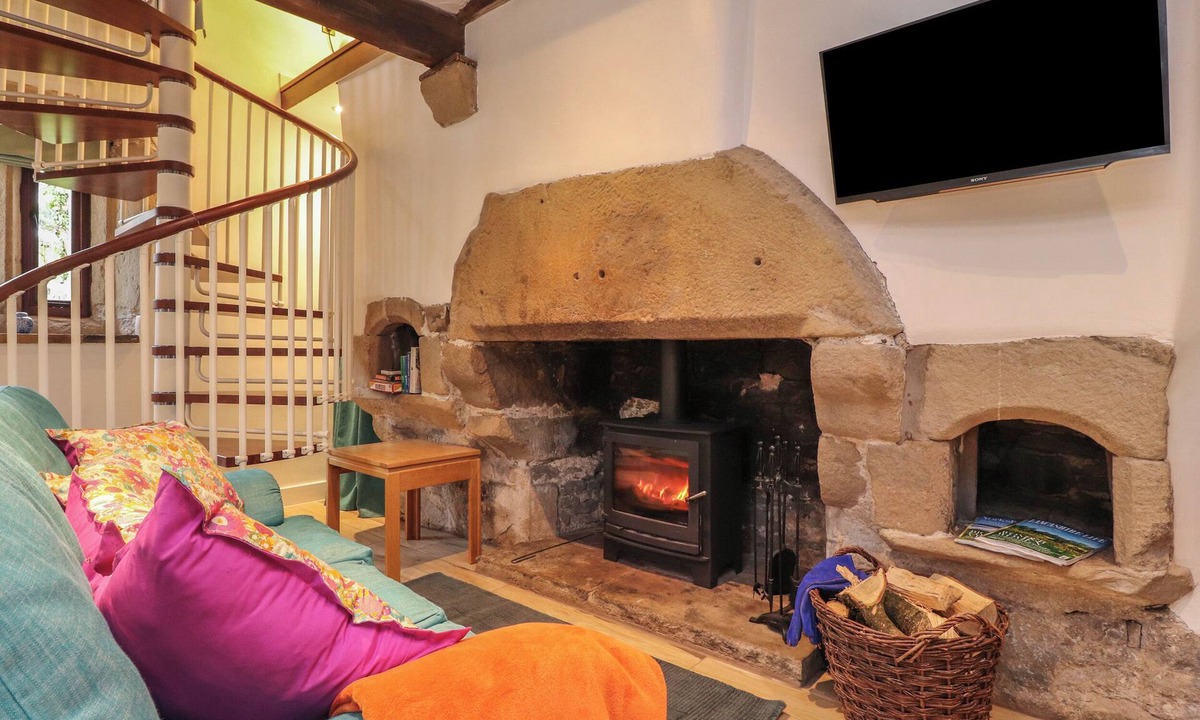 Barnoldswick Cottage | Pear Tree Cottage at Hey Farm